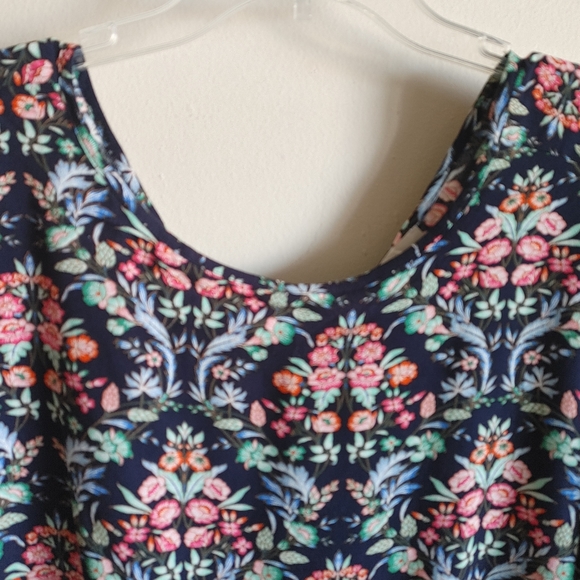 LOFT Floral Trellis Paisley Wrap Back Top Xlarge XL - Picture 3 of 10